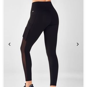 Fabletics Mila high-waisted Pocket Legging
